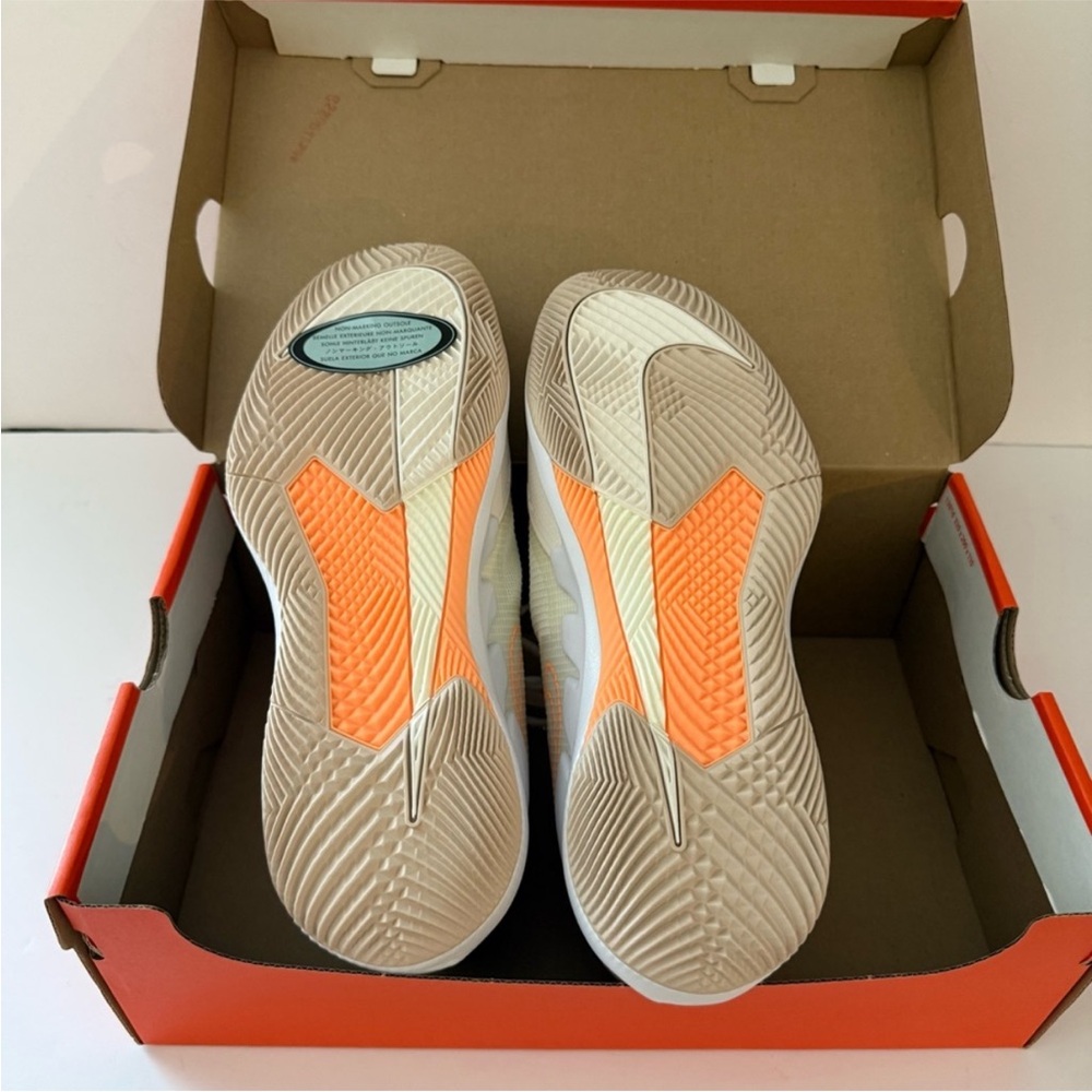 🆕 Nike Women’s Court Air Zoom Pro HC White/Peach Cream Size 9.5 NIB - Picture 8 of 9